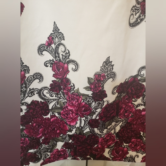 WHBM FLORAL SHEATH SLEEVELESS DRESS 10 - Picture 2 of 8